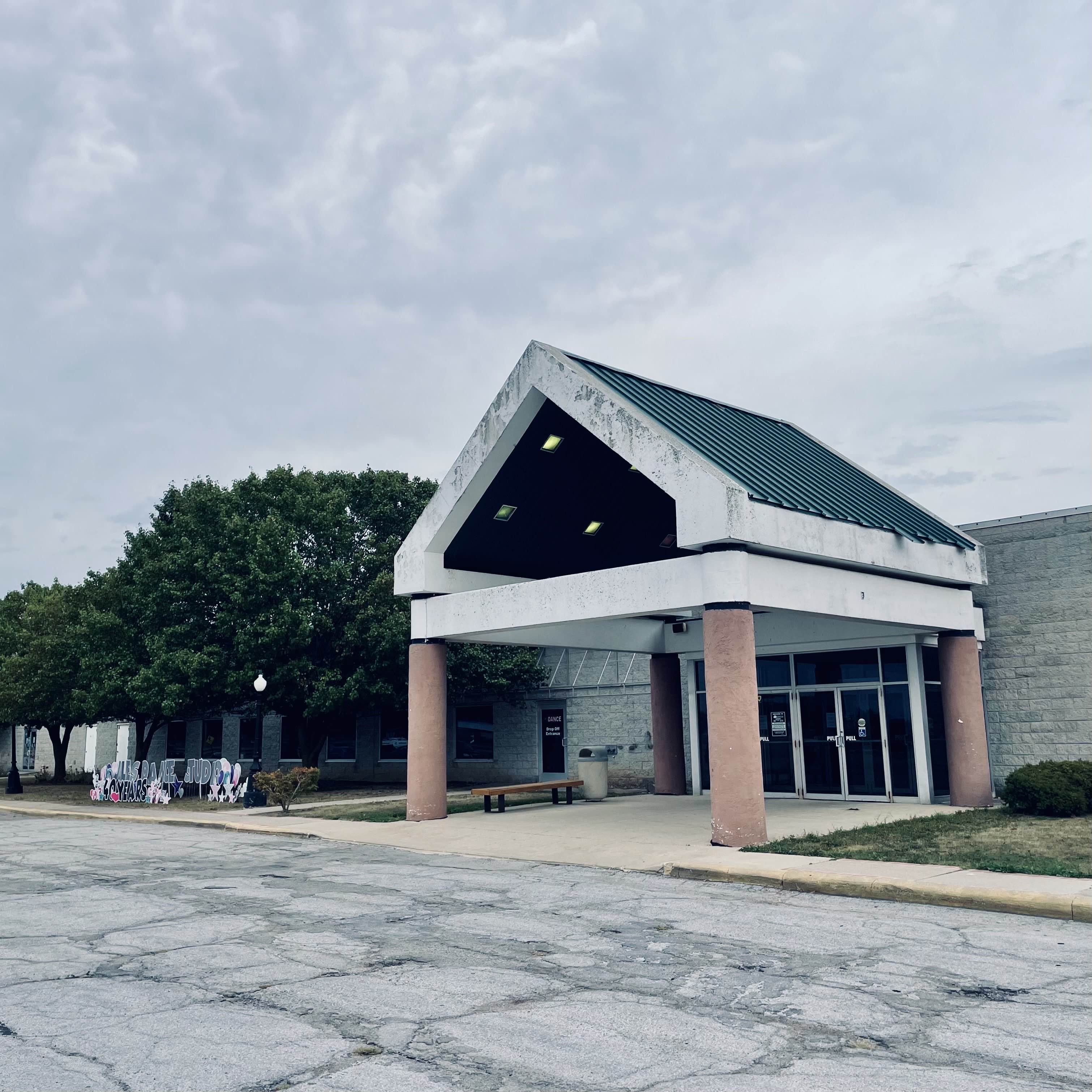 Woodland Mall