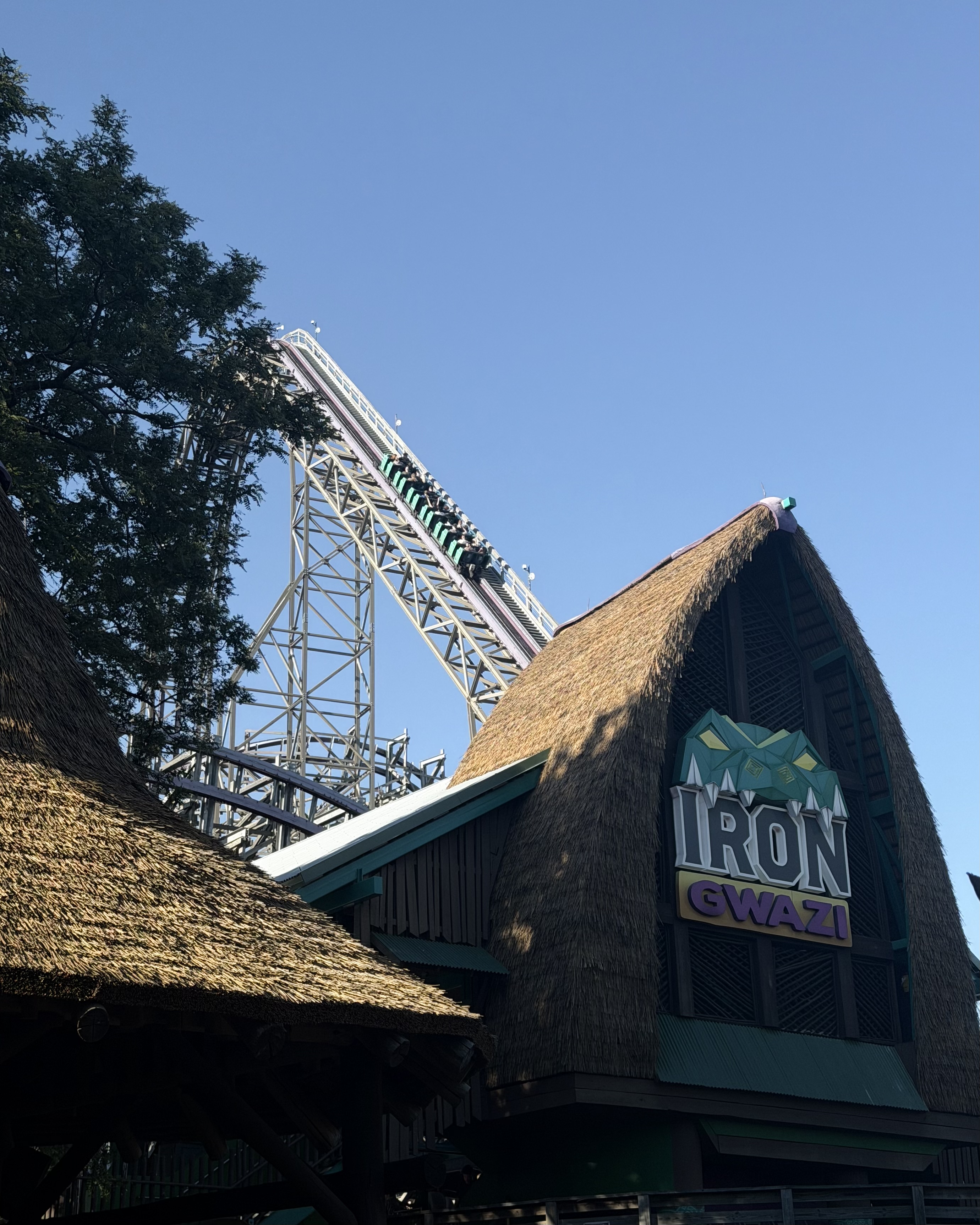 Iron Gwazi's Enterance Sign